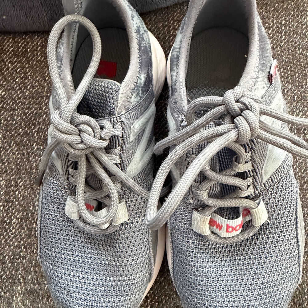 New Balance Fresh Foam Roav Running Shoes Kids Size 10.5 Steel Blue White￼ - Picture 5 of 14